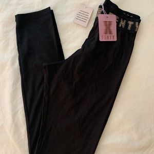 BNWT Rhanna Fenty Savage Leggings Small